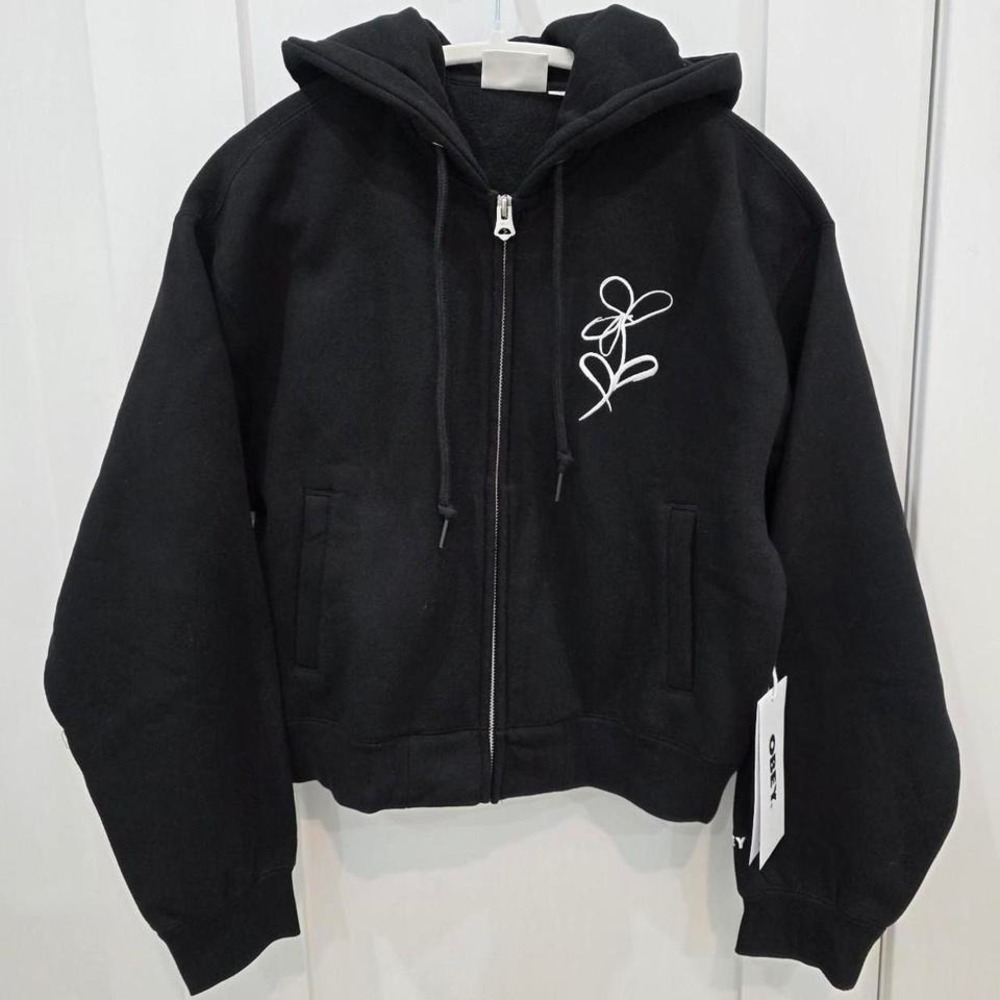 Obey Chalk Writing Zip Hood Black Cropped Hoodie A877700 Womens Small NWT